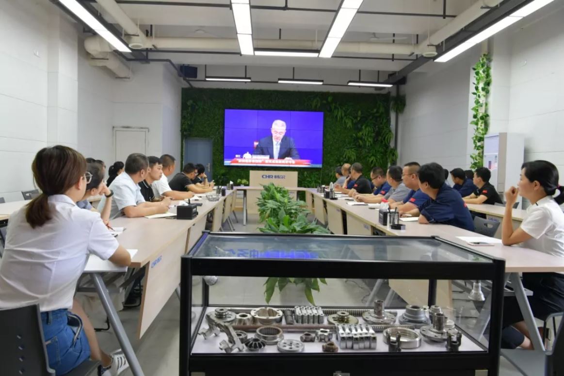 高端拉床,專用機床,內(nèi)拉床,外拉床,數(shù)控機床,自動化生產(chǎn)線,工業(yè)機器人,拉床,拉刀,自動化