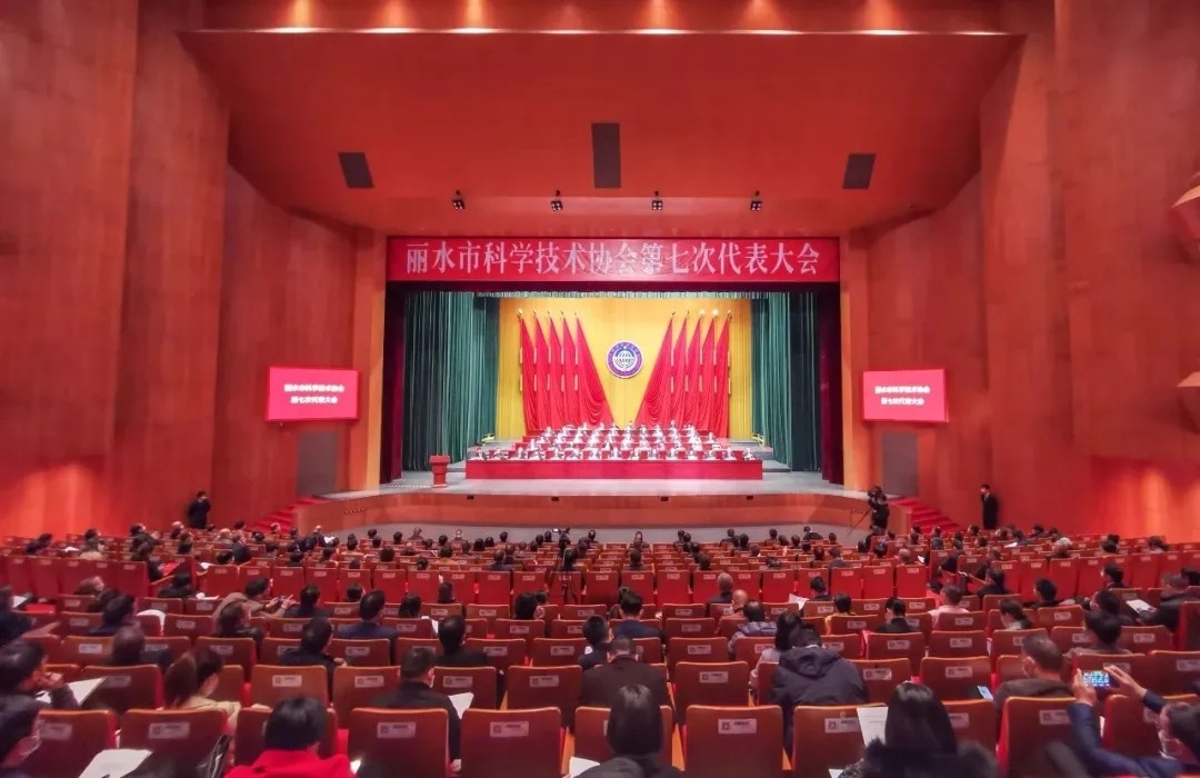 拉床,拉刀,自動(dòng)化,高端拉床,專(zhuān)用機(jī)床,內(nèi)拉床,外拉床,數(shù)控機(jī)床,自動(dòng)化生產(chǎn)線(xiàn),工業(yè)機(jī)器人