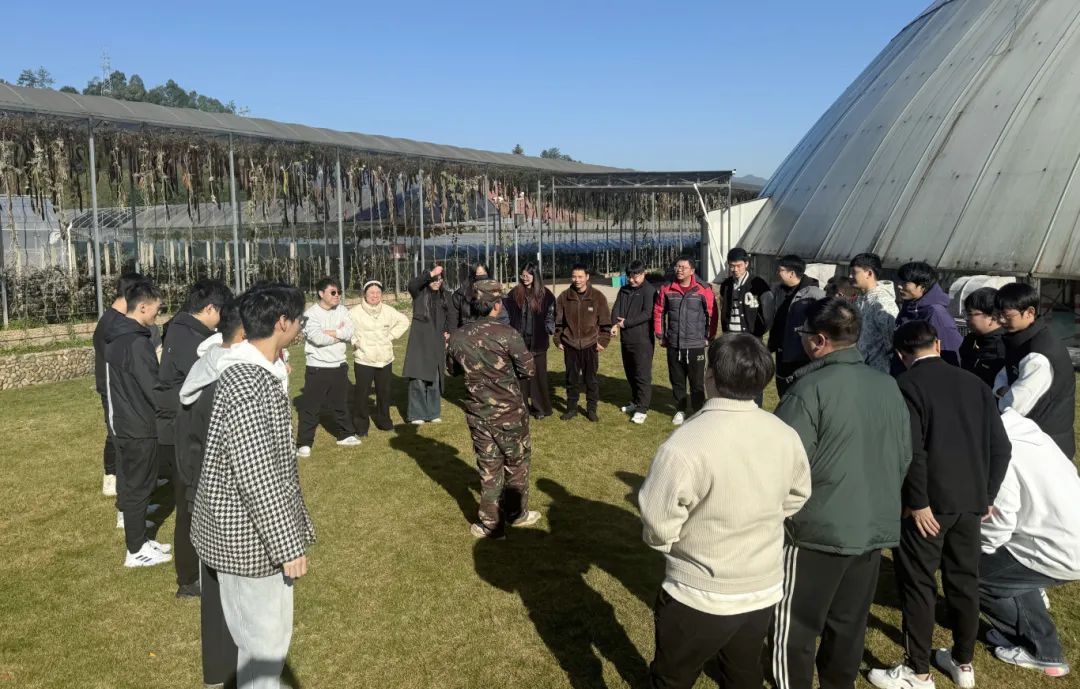 拉床,拉刀,自動化,高端拉床,專用機(jī)床,內(nèi)拉床,外拉床,數(shù)控機(jī)床,自動化生產(chǎn)線,工業(yè)機(jī)器人