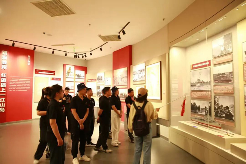 拉床,拉刀,自動化,高端拉床,專用機床,內拉床,外拉床,數控機床,自動化生產線,工業(yè)機器人